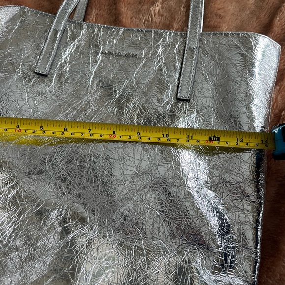 EUC Michael Kors tote - Picture 3 of 6